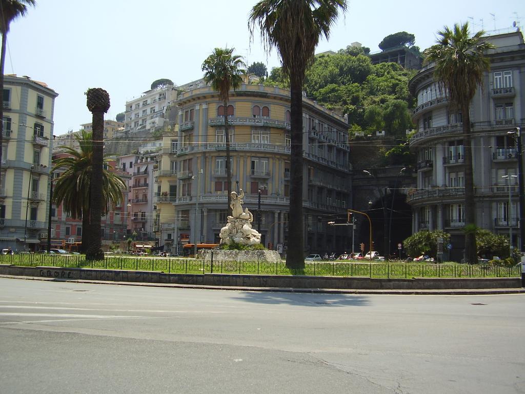 Casa Sannazzaro Lägenhet Neapel Exteriör bild